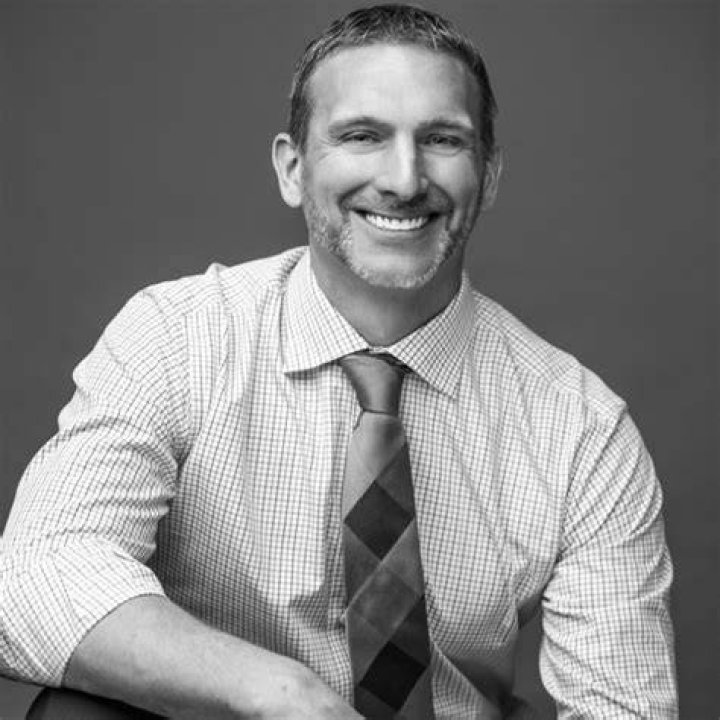 Aaron Kampman: A Comprehensive Look at the Life and Career of a Football Legend